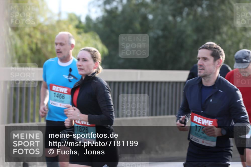 03.10.2024 - Köhlbrandbrückenlauf Fuchs,  Jonas http://msf.ph/oto/7181199 03.10.2024 09:17:08 Position 3 1466, 1826, 179 meine-sportfotos.de