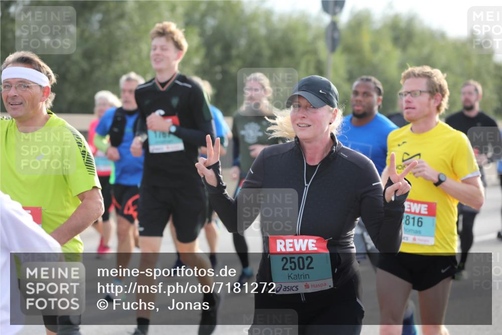 03.10.2024 - Köhlbrandbrückenlauf Fuchs,  Jonas http://msf.ph/oto/7181272 03.10.2024 09:17:10 Position 3 176, 2502, 816 meine-sportfotos.de