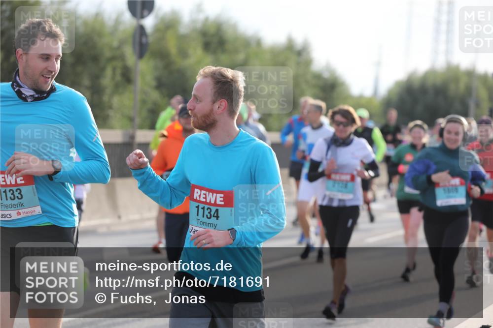 03.10.2024 - Köhlbrandbrückenlauf Fuchs,  Jonas http://msf.ph/oto/7181691 03.10.2024 09:17:20 Position 3 133, 1134, 1819, 8 meine-sportfotos.de