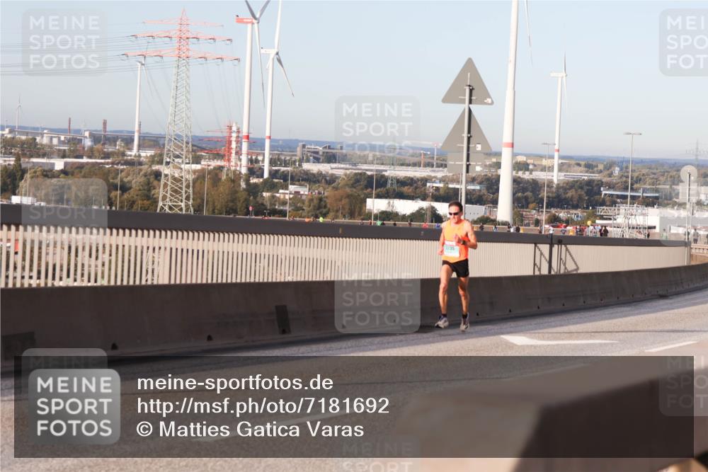 03.10.2024 - Köhlbrandbrückenlauf Matties Gatica Varas http://msf.ph/oto/7181692 03.10.2024 09:24:54 Position 2 1735 meine-sportfotos.de