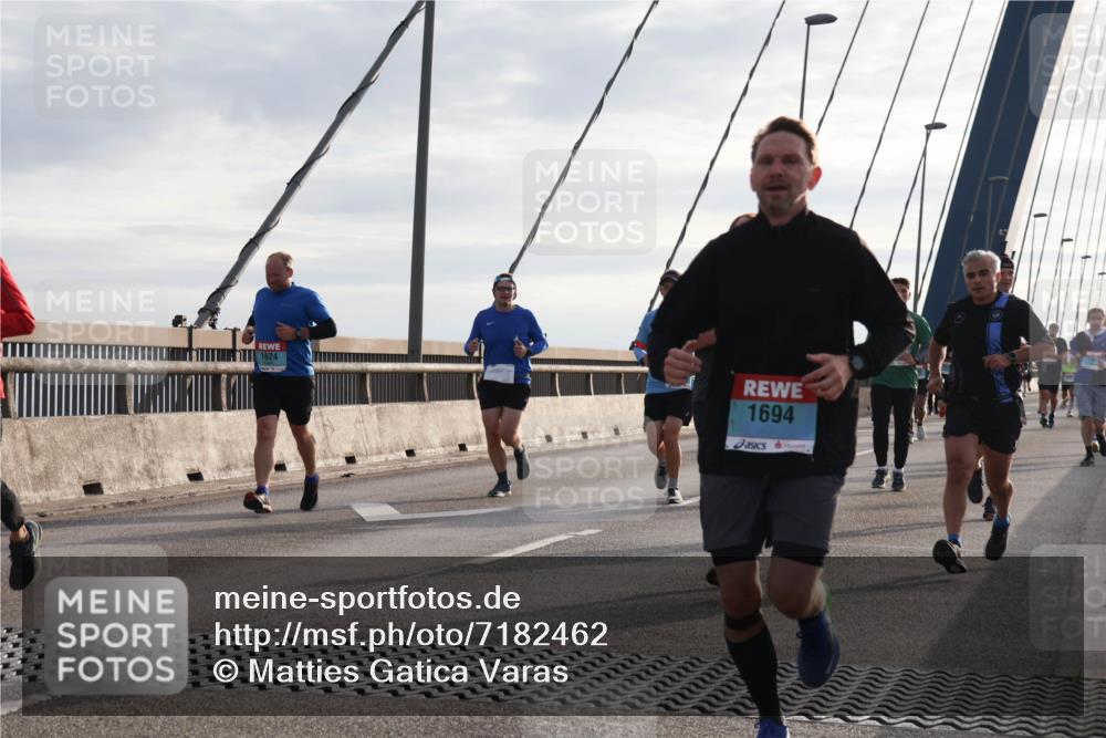 03.10.2024 - Köhlbrandbrückenlauf Matties Gatica Varas http://msf.ph/oto/7182462 03.10.2024 09:25:05 Position 2 1624, 1694 meine-sportfotos.de