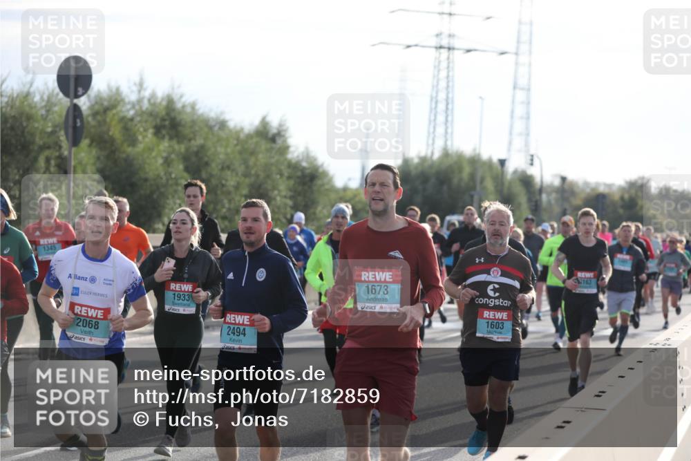03.10.2024 - Köhlbrandbrückenlauf Fuchs,  Jonas http://msf.ph/oto/7182859 03.10.2024 09:17:41 Position 3 1345, 2068, 1933, 2494, 1673, 1603, 163 meine-sportfotos.de