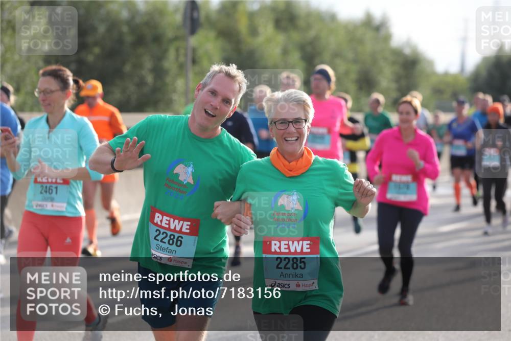 03.10.2024 - Köhlbrandbrückenlauf Fuchs,  Jonas http://msf.ph/oto/7183156 03.10.2024 09:17:55 Position 3 2461, 2024, 2286, 2024, 2285 meine-sportfotos.de
