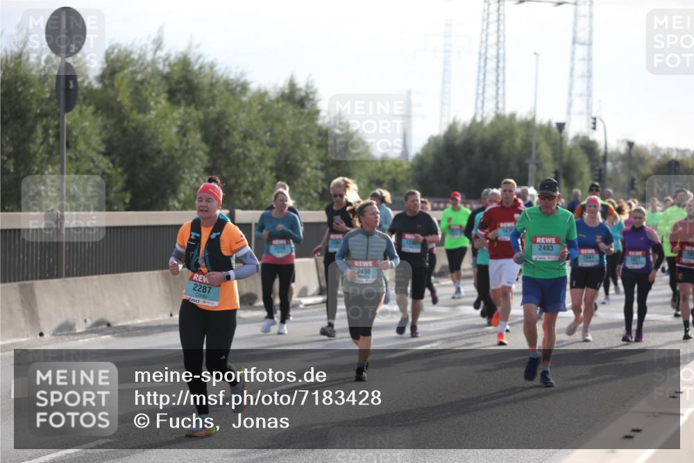 03.10.2024 - Köhlbrandbrückenlauf Fuchs,  Jonas http://msf.ph/oto/7183428 03.10.2024 09:18:05 Position 3 2287, 2114, 2498, 14764, 2493, 2041, 1421 meine-sportfotos.de