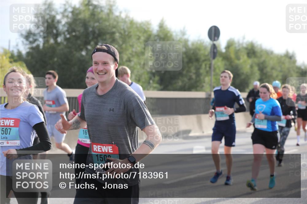 03.10.2024 - Köhlbrandbrückenlauf Fuchs,  Jonas http://msf.ph/oto/7183961 03.10.2024 09:18:31 Position 3 507, 16, 150 meine-sportfotos.de