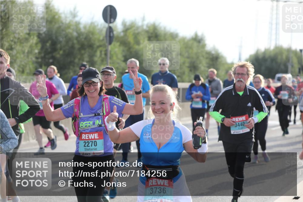 03.10.2024 - Köhlbrandbrückenlauf Fuchs,  Jonas http://msf.ph/oto/7184256 03.10.2024 09:18:44 Position 3 7241, 2270, 3736, 3440 meine-sportfotos.de