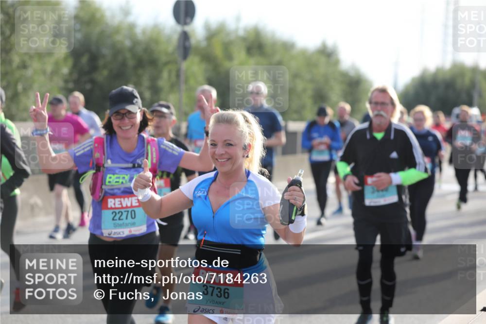 03.10.2024 - Köhlbrandbrückenlauf Fuchs,  Jonas http://msf.ph/oto/7184263 03.10.2024 09:18:44 Position 3 2270, 3736 meine-sportfotos.de