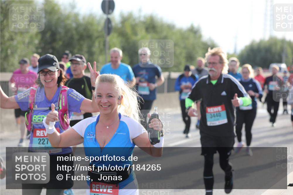 03.10.2024 - Köhlbrandbrückenlauf Fuchs,  Jonas http://msf.ph/oto/7184265 03.10.2024 09:18:44 Position 3 227, 3440 meine-sportfotos.de