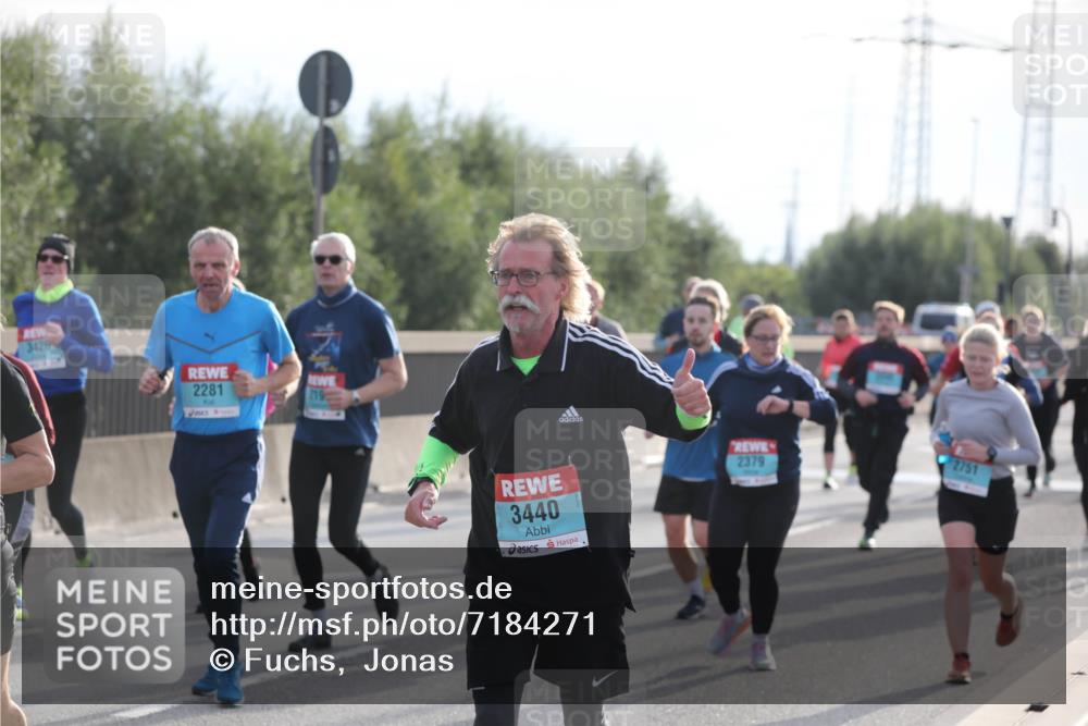 03.10.2024 - Köhlbrandbrückenlauf Fuchs,  Jonas http://msf.ph/oto/7184271 03.10.2024 09:18:45 Position 3 3429, 2281, 219, 3440, 2379, 2751 meine-sportfotos.de