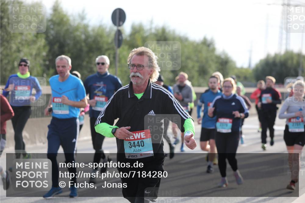 03.10.2024 - Köhlbrandbrückenlauf Fuchs,  Jonas http://msf.ph/oto/7184280 03.10.2024 09:18:45 Position 3 2281, 3440 meine-sportfotos.de