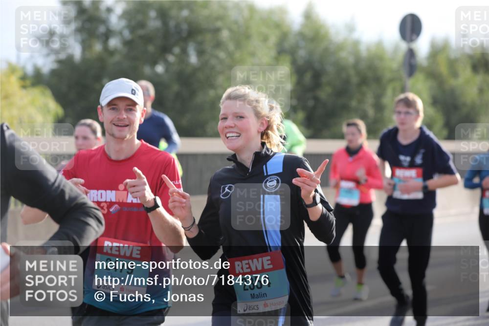 03.10.2024 - Köhlbrandbrückenlauf Fuchs,  Jonas http://msf.ph/oto/7184376 03.10.2024 09:18:51 Position 3 3, 2479, 2354 meine-sportfotos.de