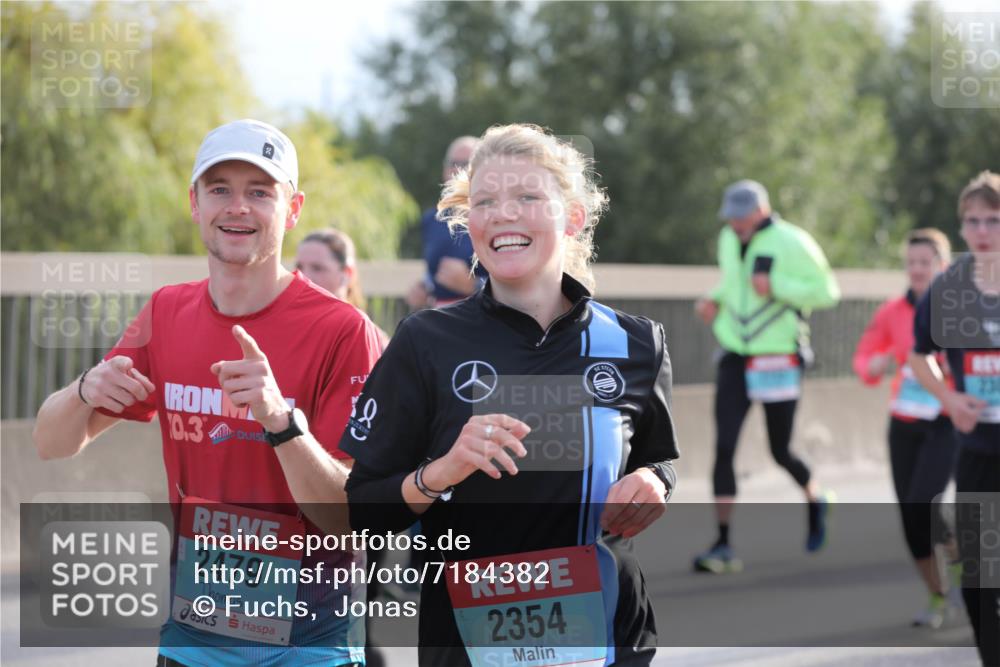 03.10.2024 - Köhlbrandbrückenlauf Fuchs,  Jonas http://msf.ph/oto/7184382 03.10.2024 09:18:51 Position 3 10, 3, 2479, 2354 meine-sportfotos.de