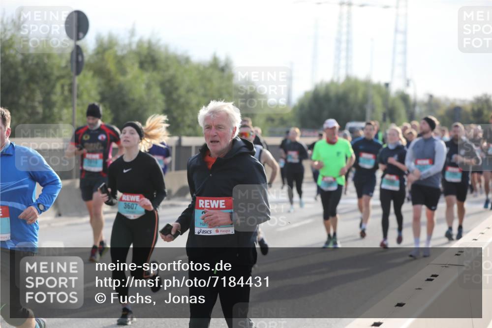03.10.2024 - Köhlbrandbrückenlauf Fuchs,  Jonas http://msf.ph/oto/7184431 03.10.2024 09:18:56 Position 3 3607 meine-sportfotos.de