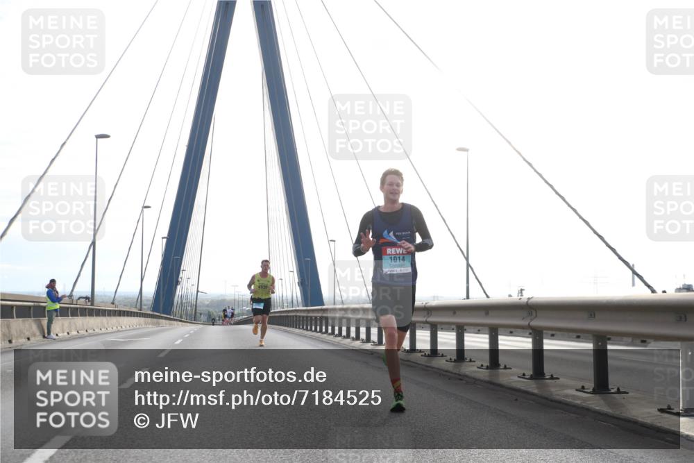 03.10.2024 - Köhlbrandbrückenlauf Jannik Wohlers http://msf.ph/oto/7184525 03.10.2024 09:17:42 Position 1 100, 1014 meine-sportfotos.de