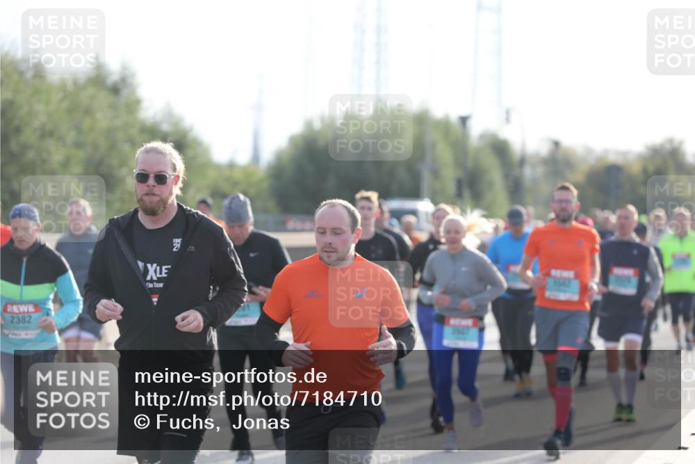 03.10.2024 - Köhlbrandbrückenlauf Fuchs,  Jonas http://msf.ph/oto/7184710 03.10.2024 09:19:11 Position 3 2382, 21 meine-sportfotos.de