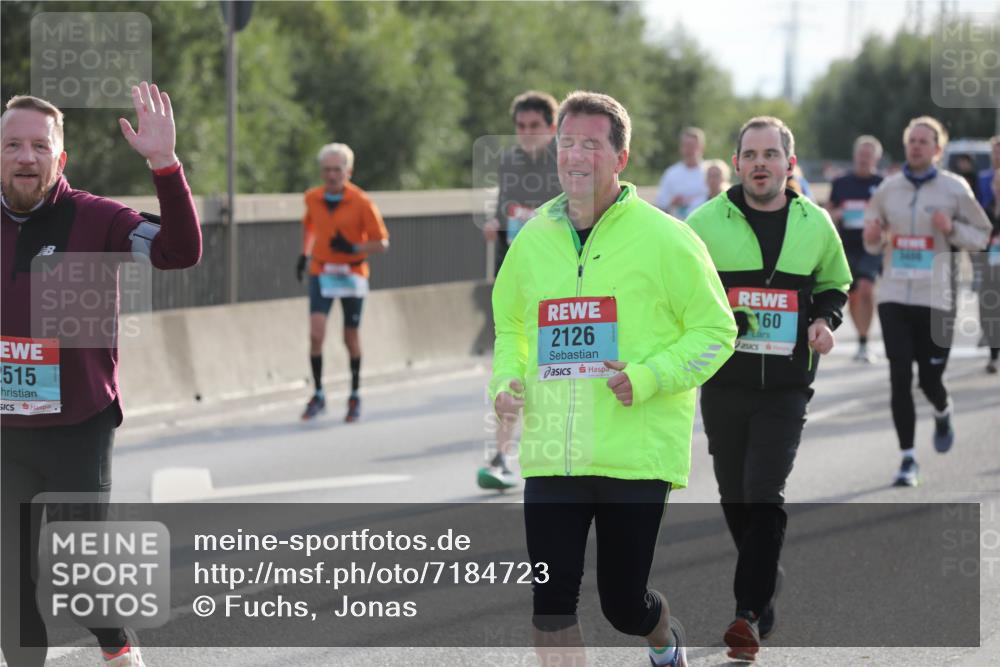 03.10.2024 - Köhlbrandbrückenlauf Fuchs,  Jonas http://msf.ph/oto/7184723 03.10.2024 09:19:22 Position 3 515, 2126, 160, 3406 meine-sportfotos.de