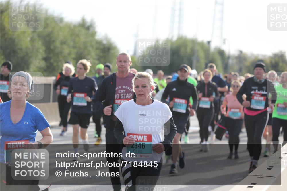 03.10.2024 - Köhlbrandbrückenlauf Fuchs,  Jonas http://msf.ph/oto/7184845 03.10.2024 09:19:33 Position 3 1578, 2346, 601, 3062 meine-sportfotos.de
