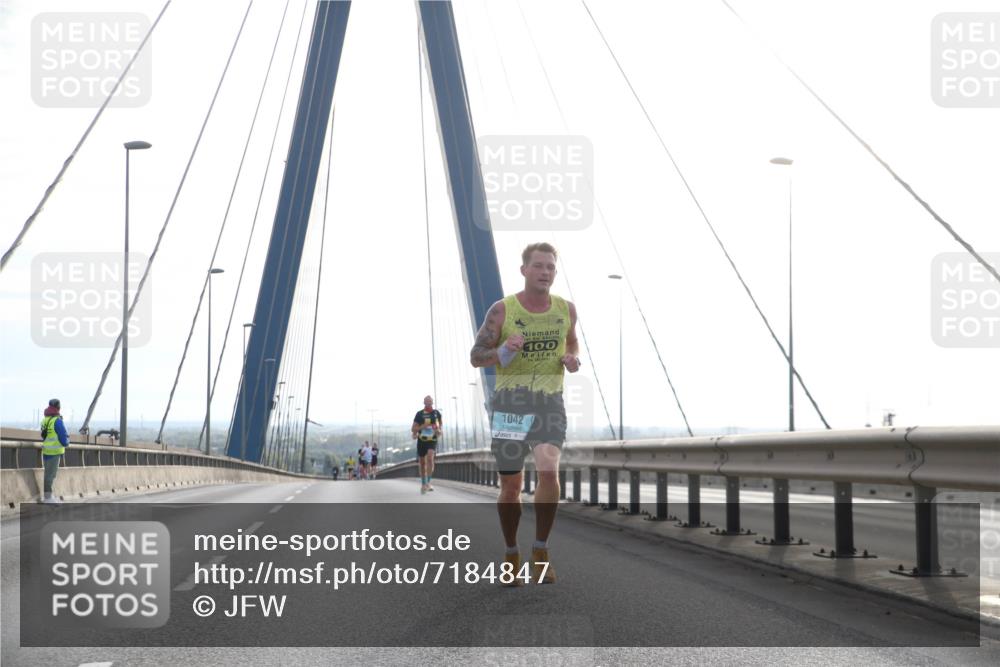 03.10.2024 - Köhlbrandbrückenlauf Jannik Wohlers http://msf.ph/oto/7184847 03.10.2024 09:17:45 Position 1 100, 1042 meine-sportfotos.de