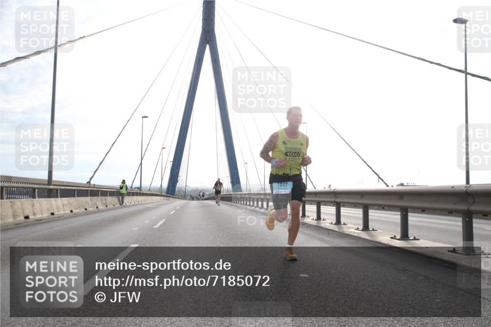 03.10.2024 - Köhlbrandbrückenlauf Jannik Wohlers http://msf.ph/oto/7185072 03.10.2024 09:17:46 Position 1 100, 1042 meine-sportfotos.de