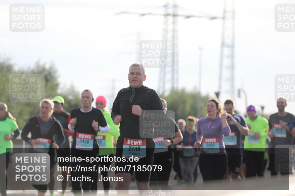 03.10.2024 - Köhlbrandbrückenlauf Fuchs,  Jonas http://msf.ph/oto/7185079 03.10.2024 09:19:57 Position 3 7970, 3450, 1765, 3491, 2748, 2016 meine-sportfotos.de