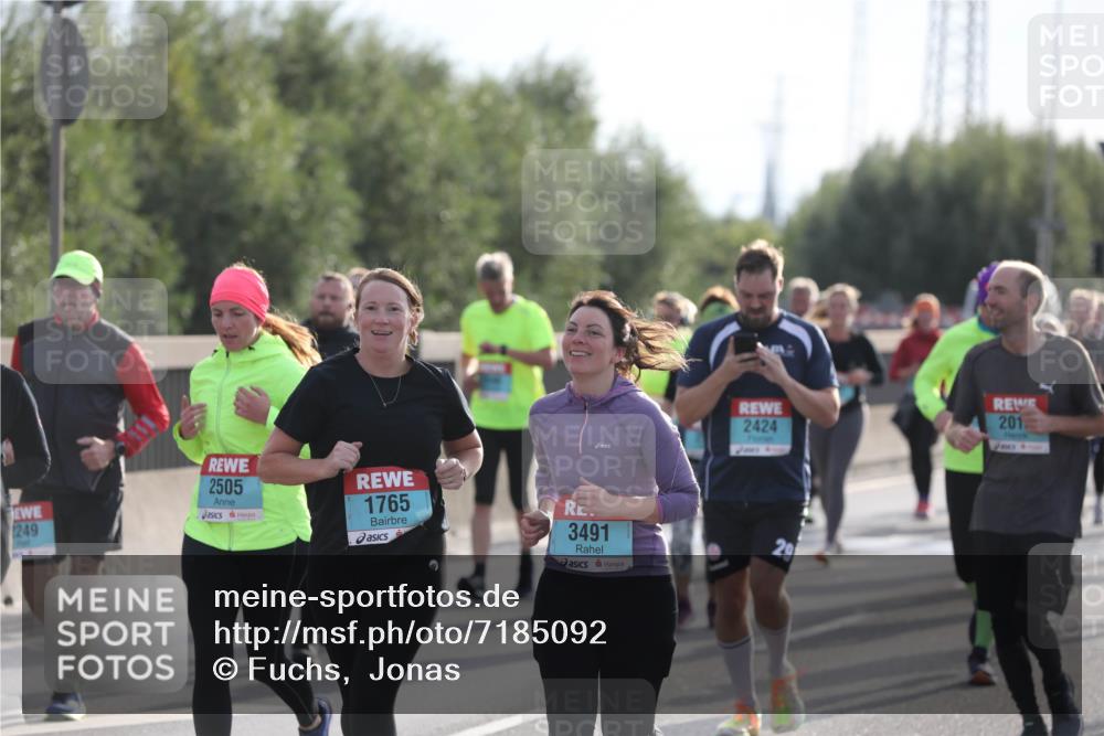 03.10.2024 - Köhlbrandbrückenlauf Fuchs,  Jonas http://msf.ph/oto/7185092 03.10.2024 09:20:00 Position 3 249, 2505, 2424, 201, 1765, 3491, 29 meine-sportfotos.de