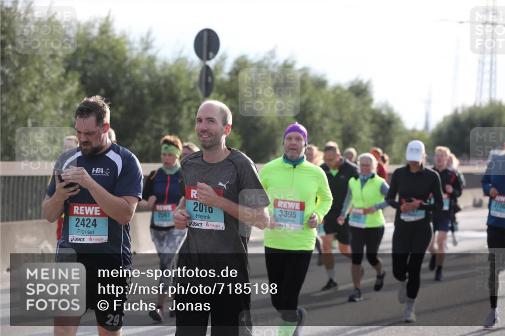 03.10.2024 - Köhlbrandbrückenlauf Fuchs,  Jonas http://msf.ph/oto/7185198 03.10.2024 09:20:04 Position 3 2424, 29, 2597, 2016, 3395, 2730 meine-sportfotos.de