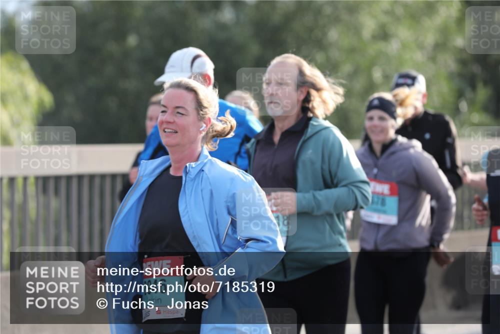 03.10.2024 - Köhlbrandbrückenlauf Fuchs,  Jonas http://msf.ph/oto/7185319 03.10.2024 09:20:22 Position 3 2946, 18 meine-sportfotos.de