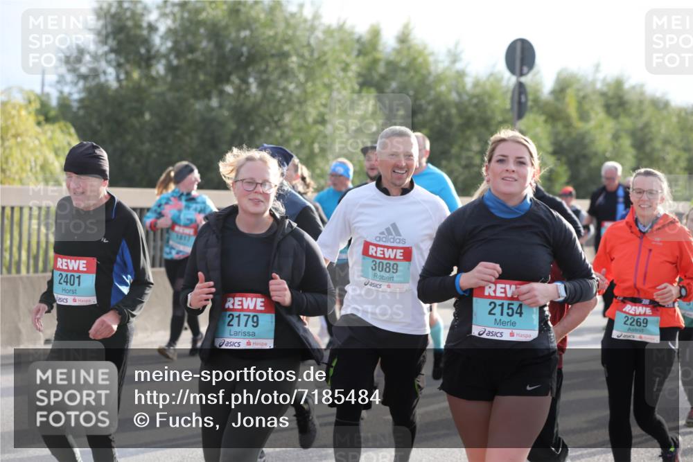 03.10.2024 - Köhlbrandbrückenlauf Fuchs,  Jonas http://msf.ph/oto/7185484 03.10.2024 09:20:26 Position 3 2401, 1017, 2179, 3089, 2154, 2269 meine-sportfotos.de