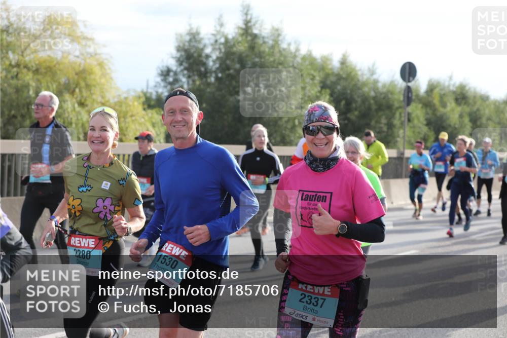 03.10.2024 - Köhlbrandbrückenlauf Fuchs,  Jonas http://msf.ph/oto/7185706 03.10.2024 09:20:31 Position 3 2280, 1530, 2337 meine-sportfotos.de