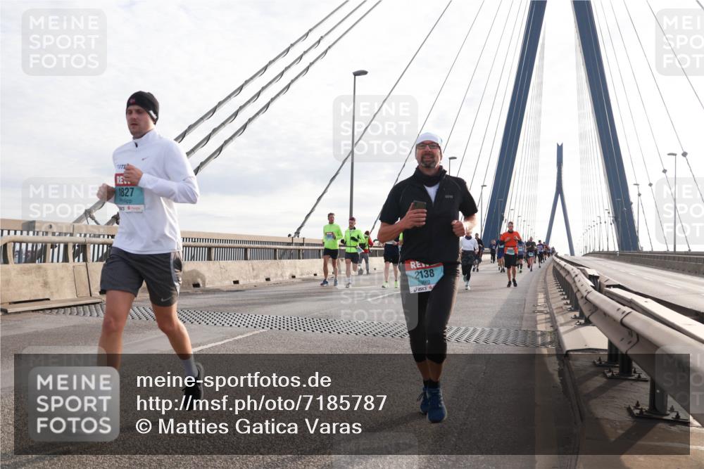 03.10.2024 - Köhlbrandbrückenlauf Matties Gatica Varas http://msf.ph/oto/7185787 03.10.2024 09:25:52 Position 2 1827, 2138 meine-sportfotos.de
