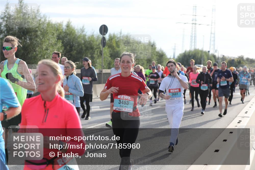 03.10.2024 - Köhlbrandbrückenlauf Fuchs,  Jonas http://msf.ph/oto/7185960 03.10.2024 09:20:46 Position 3 205, 2275, 3463, 3681 meine-sportfotos.de