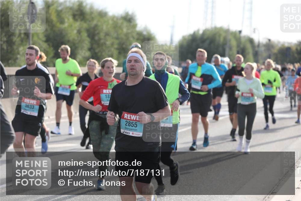 03.10.2024 - Köhlbrandbrückenlauf Fuchs,  Jonas http://msf.ph/oto/7187131 03.10.2024 09:21:29 Position 3 3633, 18, 2855 meine-sportfotos.de