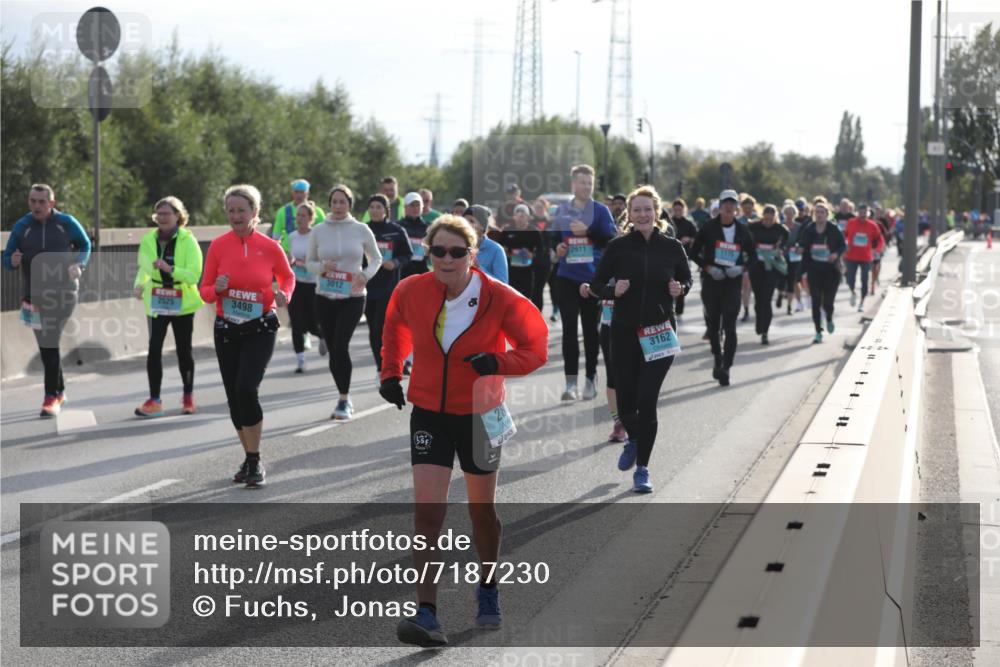 03.10.2024 - Köhlbrandbrückenlauf Fuchs,  Jonas http://msf.ph/oto/7187230 03.10.2024 09:21:38 Position 3 3012, 2525, 3498, 2611, 1175, 3162 meine-sportfotos.de