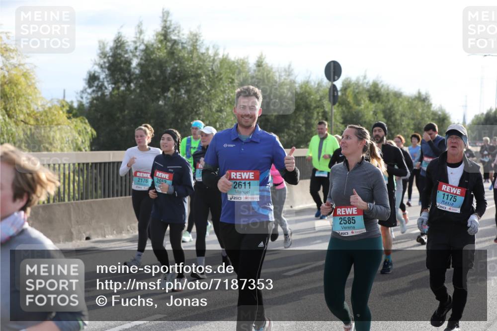 03.10.2024 - Köhlbrandbrückenlauf Fuchs,  Jonas http://msf.ph/oto/7187353 03.10.2024 09:21:44 Position 3 2176, 2652, 2611, 2585, 1175 meine-sportfotos.de