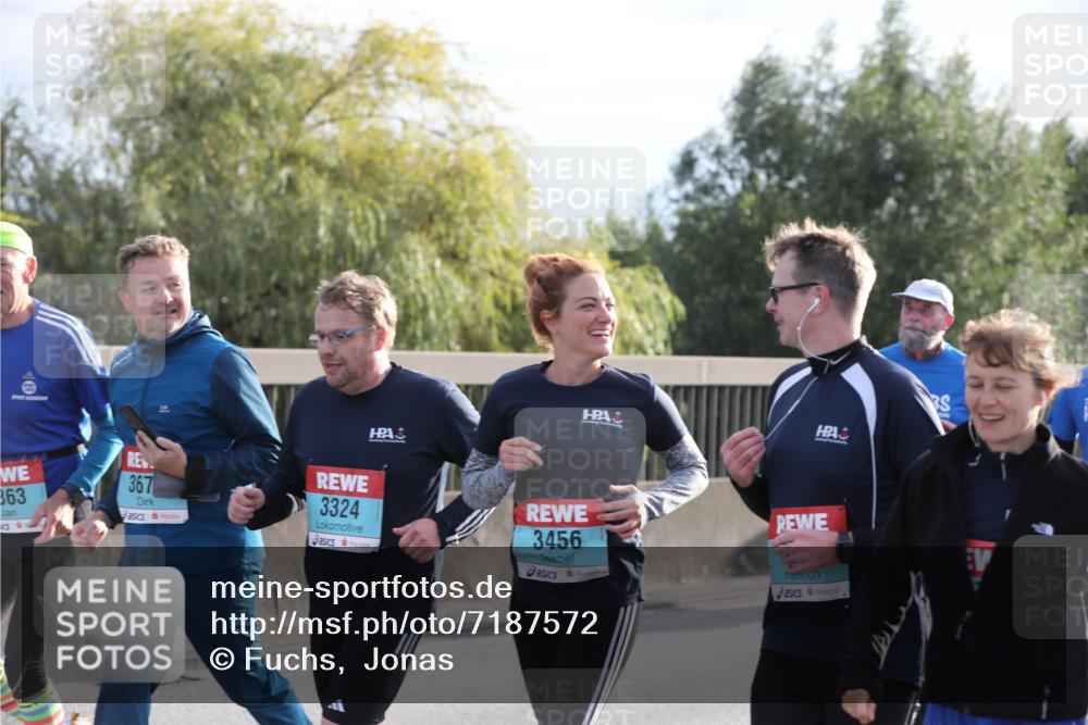 03.10.2024 - Köhlbrandbrückenlauf Fuchs,  Jonas http://msf.ph/oto/7187572 03.10.2024 09:22:21 Position 3 363, 367, 3324, 3456 meine-sportfotos.de