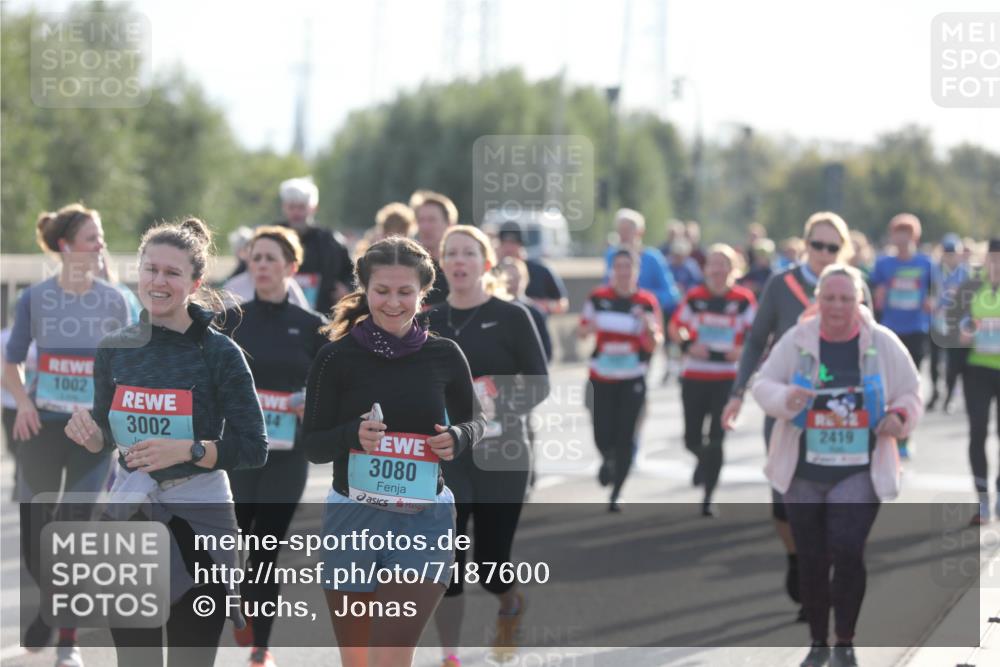 03.10.2024 - Köhlbrandbrückenlauf Fuchs,  Jonas http://msf.ph/oto/7187600 03.10.2024 09:22:23 Position 3 1002, 3002, 3080, 2419 meine-sportfotos.de