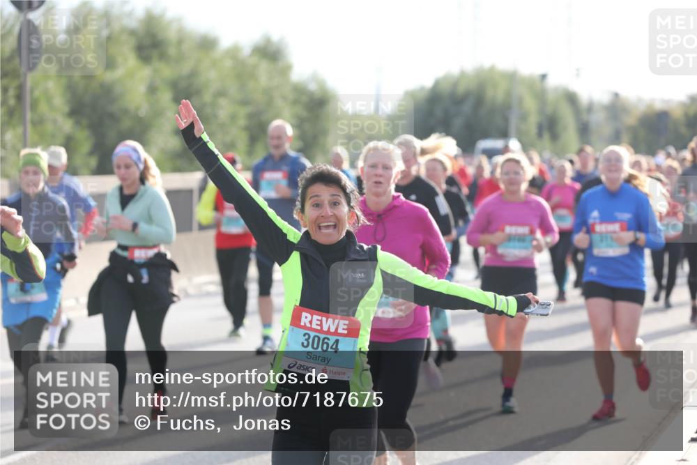 03.10.2024 - Köhlbrandbrückenlauf Fuchs,  Jonas http://msf.ph/oto/7187675 03.10.2024 09:22:39 Position 3 3064 meine-sportfotos.de