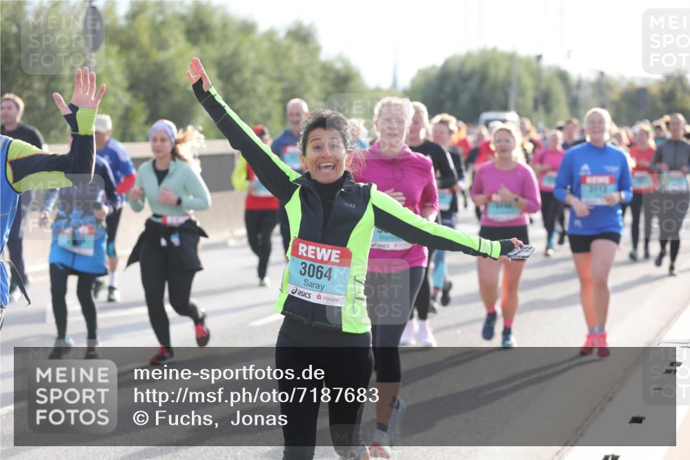 03.10.2024 - Köhlbrandbrückenlauf Fuchs,  Jonas http://msf.ph/oto/7187683 03.10.2024 09:22:39 Position 3 3064 meine-sportfotos.de