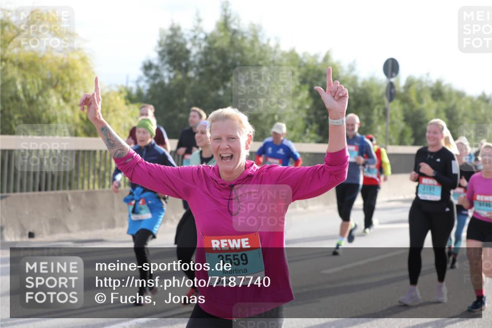 03.10.2024 - Köhlbrandbrückenlauf Fuchs,  Jonas http://msf.ph/oto/7187740 03.10.2024 09:22:42 Position 3 3559, 3145 meine-sportfotos.de