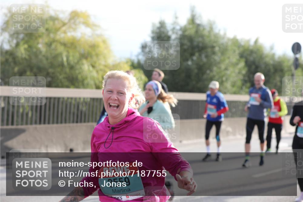 03.10.2024 - Köhlbrandbrückenlauf Fuchs,  Jonas http://msf.ph/oto/7187755 03.10.2024 09:22:42 Position 3 3559 meine-sportfotos.de