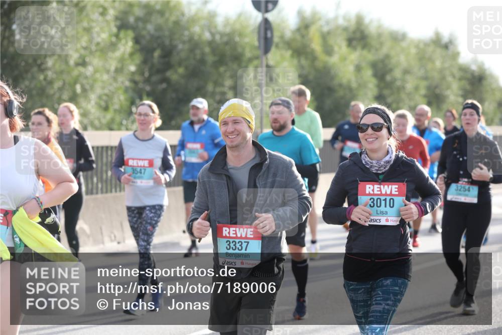 03.10.2024 - Köhlbrandbrückenlauf Fuchs,  Jonas http://msf.ph/oto/7189006 03.10.2024 09:23:17 Position 3 3547, 3337, 3010, 3254 meine-sportfotos.de