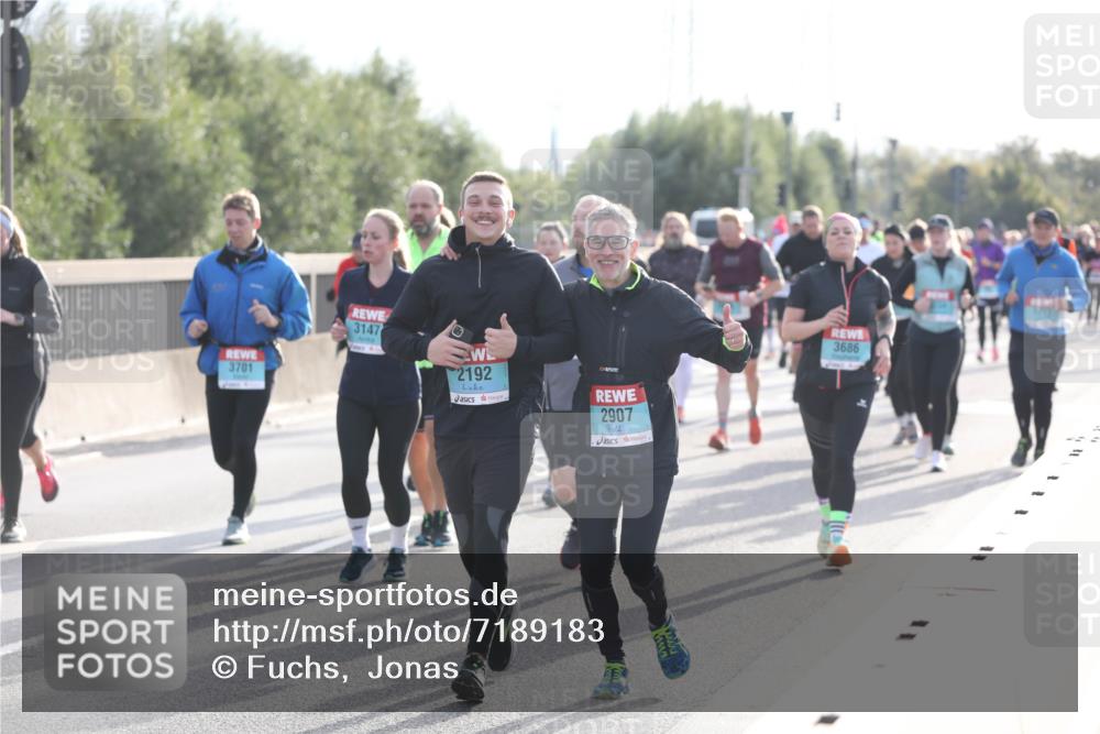 03.10.2024 - Köhlbrandbrückenlauf Fuchs,  Jonas http://msf.ph/oto/7189183 03.10.2024 09:23:22 Position 3 3701, 3147, 2192, 2907, 3686 meine-sportfotos.de