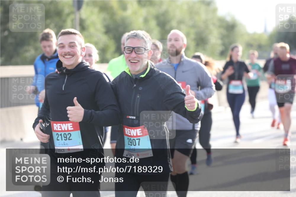 03.10.2024 - Köhlbrandbrückenlauf Fuchs,  Jonas http://msf.ph/oto/7189329 03.10.2024 09:23:24 Position 3 2192, 5209, 2907 meine-sportfotos.de