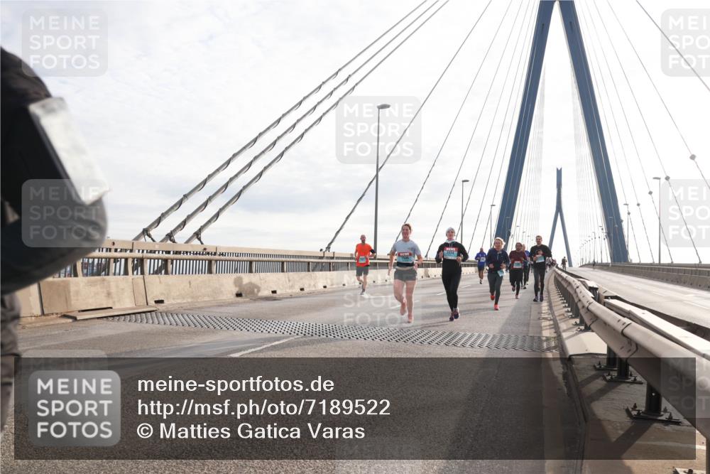 03.10.2024 - Köhlbrandbrückenlauf Matties Gatica Varas http://msf.ph/oto/7189522 03.10.2024 09:26:47 Position 2  meine-sportfotos.de