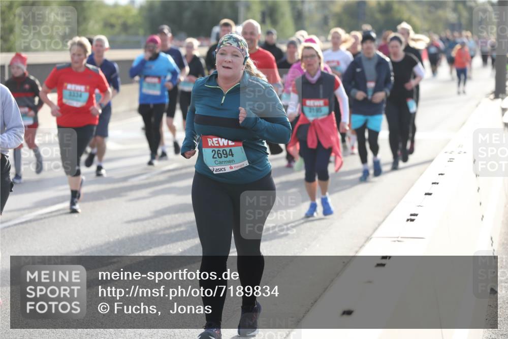 03.10.2024 - Köhlbrandbrückenlauf Fuchs,  Jonas http://msf.ph/oto/7189834 03.10.2024 09:23:40 Position 3 2694, 2195 meine-sportfotos.de