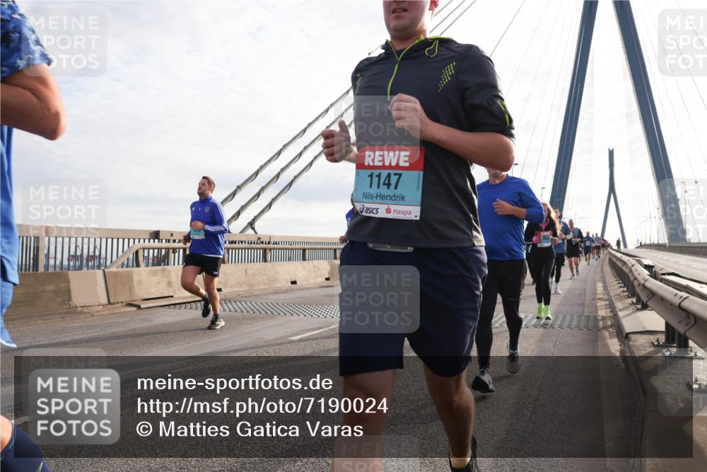 03.10.2024 - Köhlbrandbrückenlauf Matties Gatica Varas http://msf.ph/oto/7190024 03.10.2024 09:26:54 Position 2 1147 meine-sportfotos.de