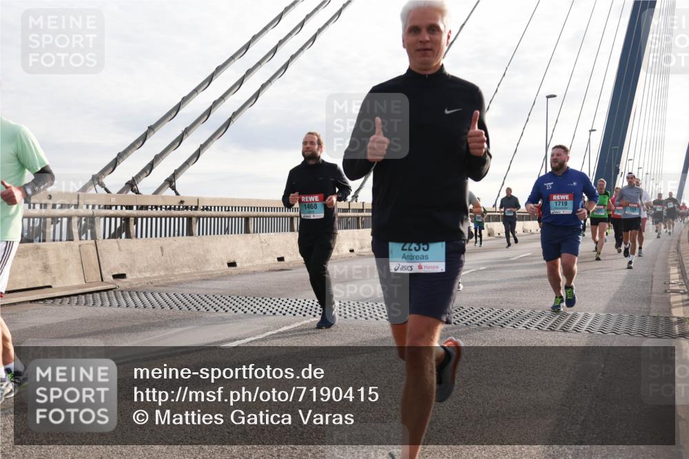 03.10.2024 - Köhlbrandbrückenlauf Matties Gatica Varas http://msf.ph/oto/7190415 03.10.2024 09:27:02 Position 2 1468, 2255, 15, 1719 meine-sportfotos.de