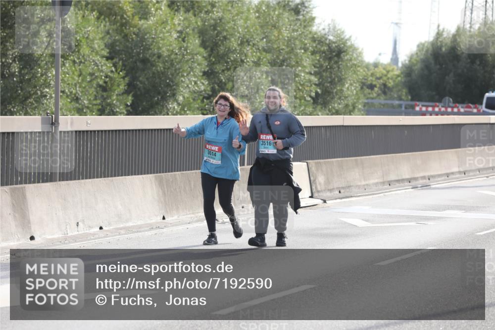 03.10.2024 - Köhlbrandbrückenlauf Fuchs,  Jonas http://msf.ph/oto/7192590 03.10.2024 09:25:57 Position 3 3514, 3516 meine-sportfotos.de