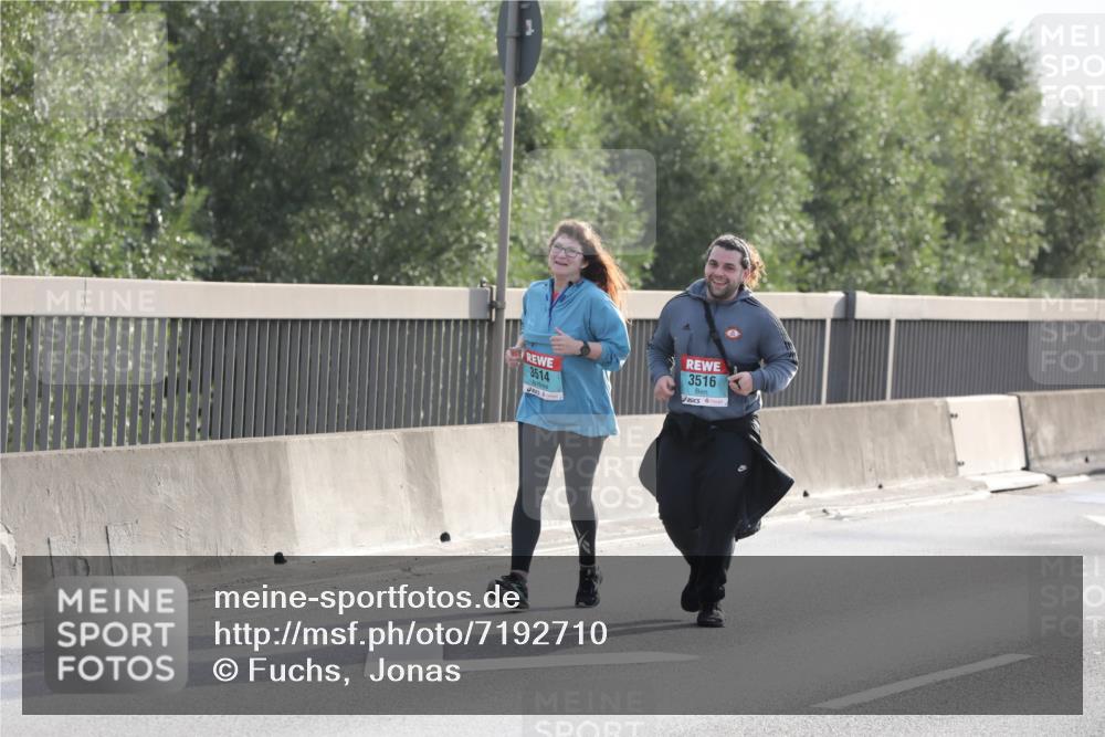 03.10.2024 - Köhlbrandbrückenlauf Fuchs,  Jonas http://msf.ph/oto/7192710 03.10.2024 09:25:59 Position 3 3514, 3516 meine-sportfotos.de