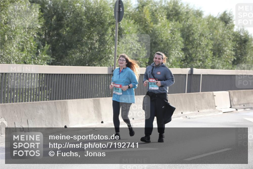03.10.2024 - Köhlbrandbrückenlauf Fuchs,  Jonas http://msf.ph/oto/7192741 03.10.2024 09:25:59 Position 3 3514, 3516 meine-sportfotos.de